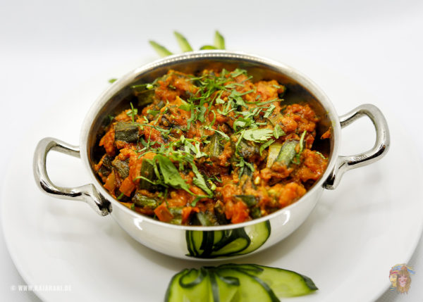 Indisches Essen Sabji Bhindi Vegan bei RajaRani Heidelberg